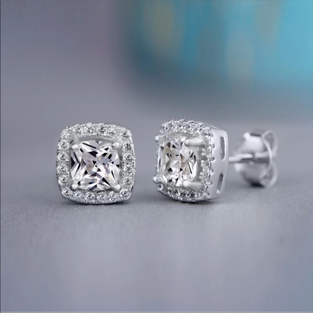 New 925 Silver Square Cut Diamond Earrings - Picture 1 of 2